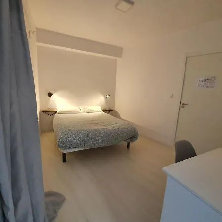 Casa M&j אכסניה